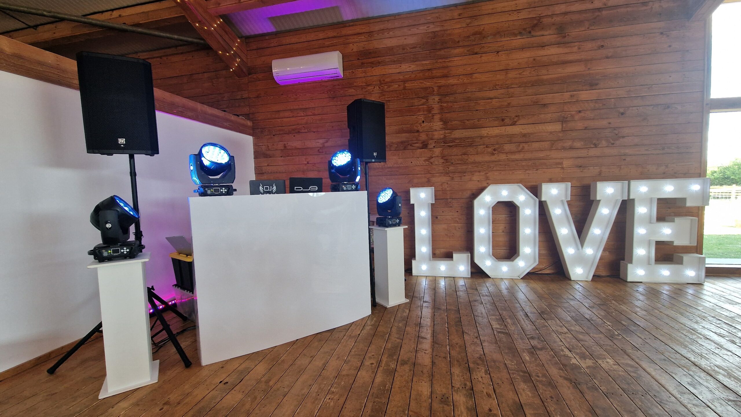 DJ9 Silver DJ package setup — image 1